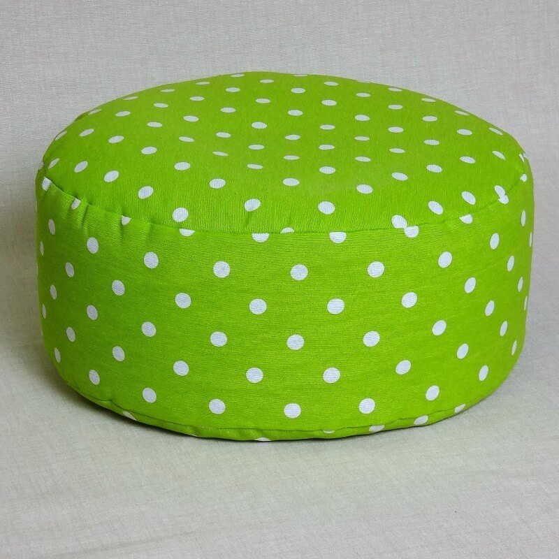 Pohankový meditační sedák 38 x 15 cm zelený puntík Pohankový meditační sedák 38 x 15 cm zelený puntík